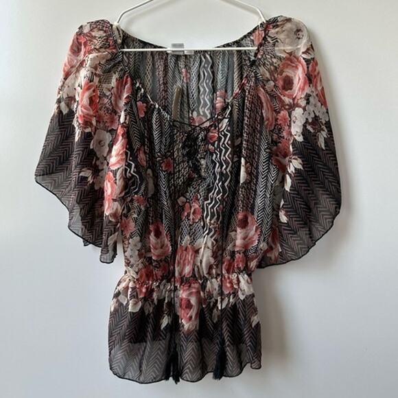 Bar III Floral Kimono Peasant Blouse size Small - Picture 5 of 11